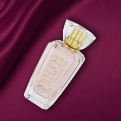 Queens United Nihan La Séduction, EdP 50 Ml 9 Queens United Nihan La Séduction, EdP 50 Ml -Alnatura shop MAM 8787951 SHOP IMAGE 2.5