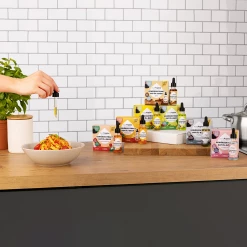 Pure & Spice - Your Drop Of Spice Oil Gewürzextrakt Knoblauch 11 Pure & Spice - Your Drop Of Spice Oil Gewürzextrakt Knoblauch -Alnatura shop MAM 9304217 SHOP IMAGE 1.4