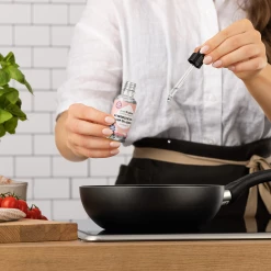 Pure & Spice - Your Drop Of Spice Oil Gewürzextrakt Knoblauch 12 Pure & Spice - Your Drop Of Spice Oil Gewürzextrakt Knoblauch -Alnatura shop MAM 9304218 SHOP IMAGE 1.4